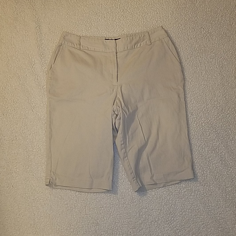 Women's Briggs New York Bermuda Shorts